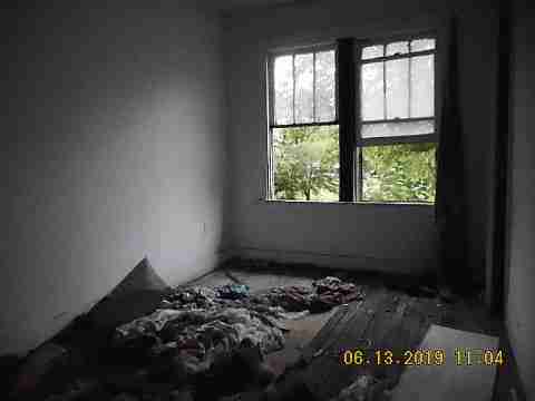 15796 14th (18)_m.jpg